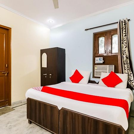 Hotel O Maurya Residency Γκουργκάον Εξωτερικό φωτογραφία