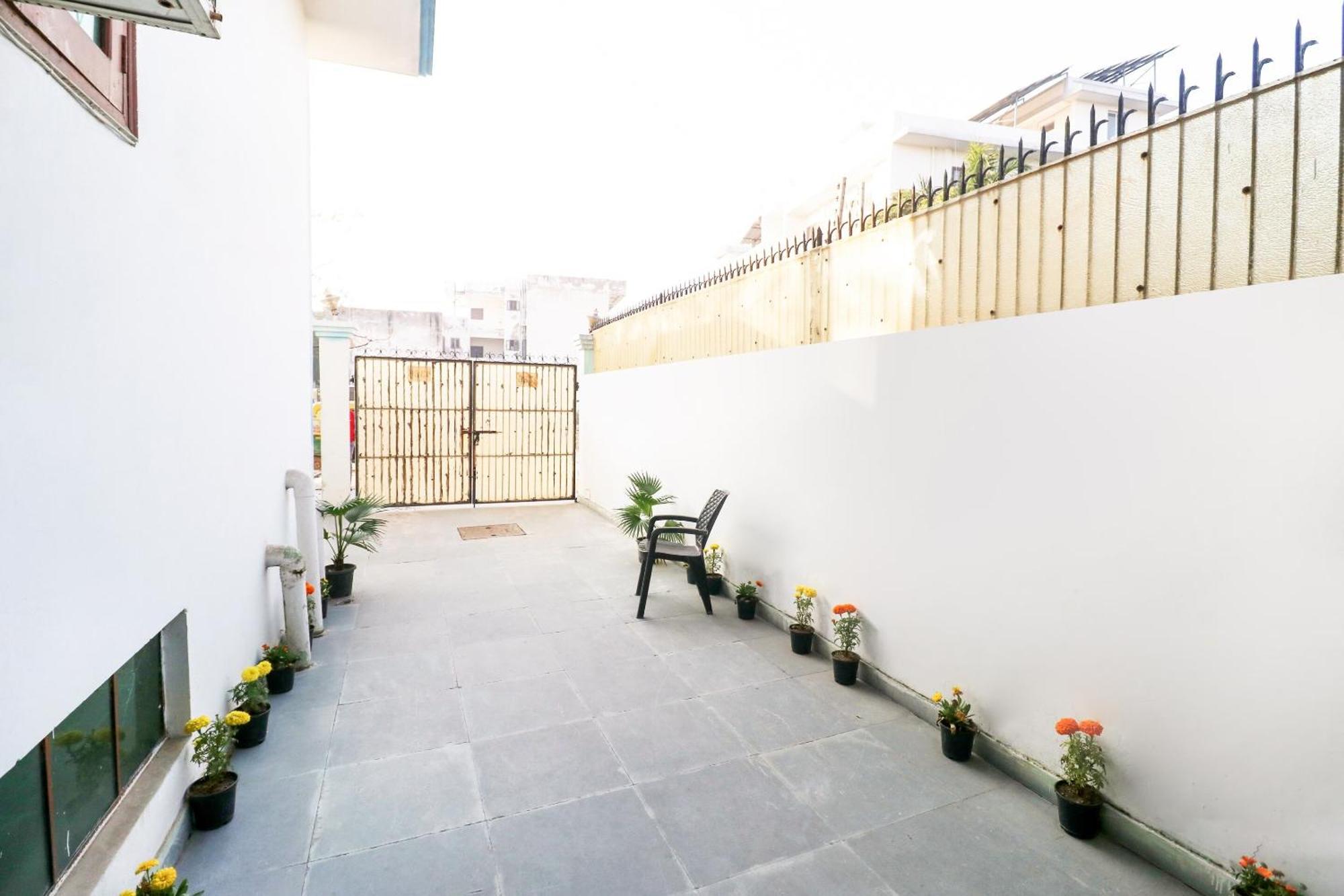 Hotel O Maurya Residency Γκουργκάον Εξωτερικό φωτογραφία